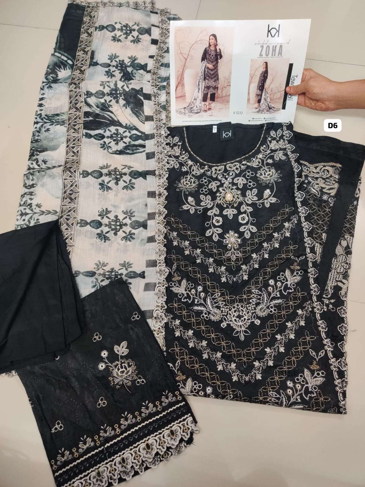 Zoha Luxury Open Pic By Tawakkal